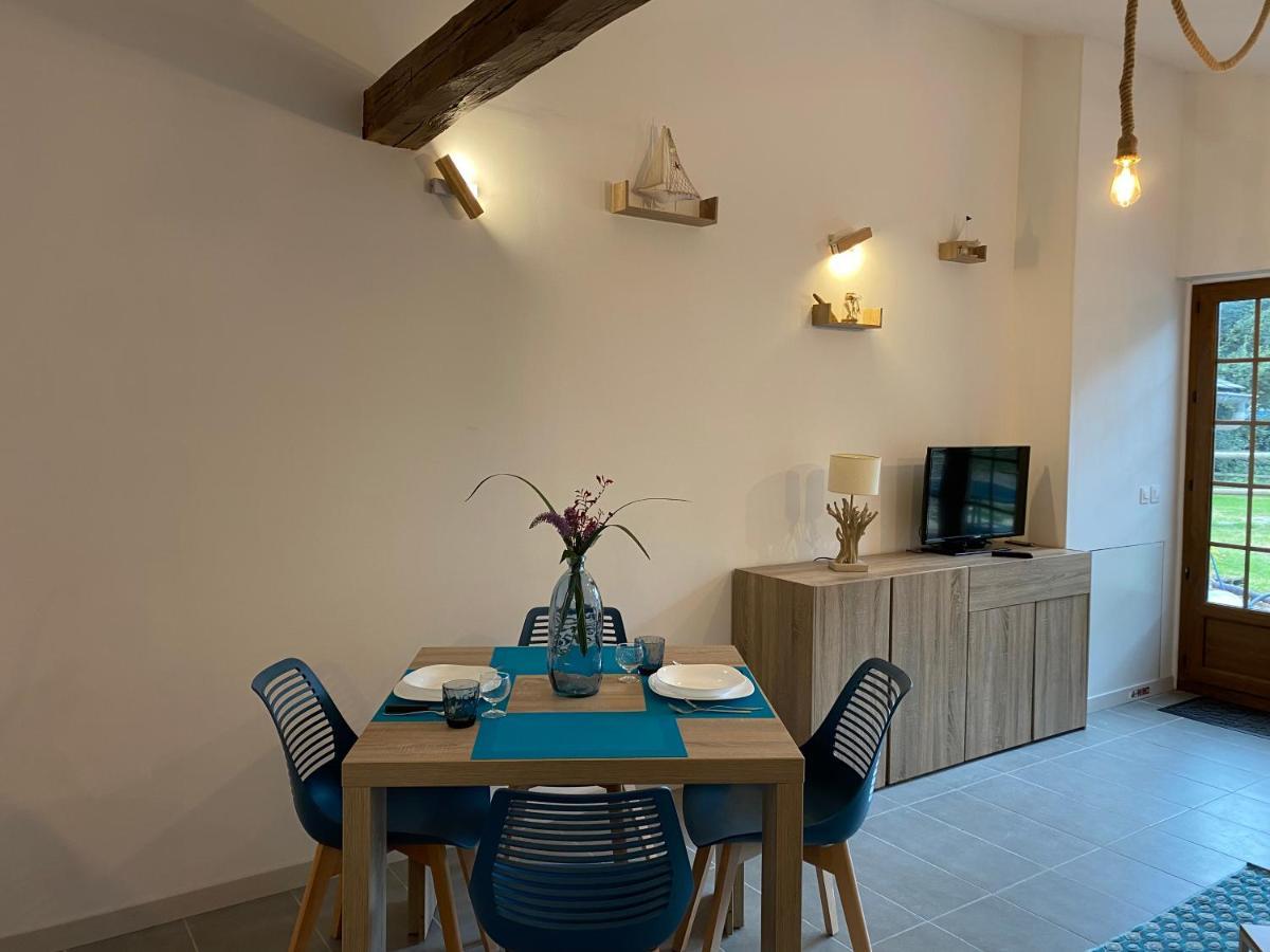 Les 4 Seasons, Agreable Gite Avec Terrasse Et Jardin La Croix Bigot المظهر الخارجي الصورة