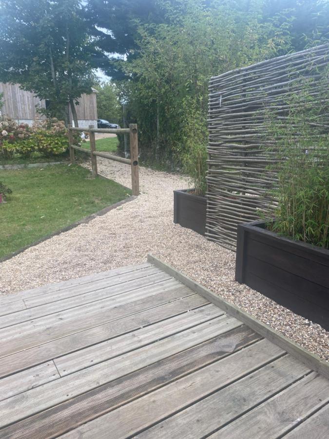 Les 4 Seasons, Agreable Gite Avec Terrasse Et Jardin La Croix Bigot المظهر الخارجي الصورة